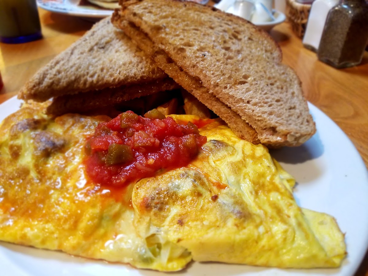 Cole Road Cafe dining area